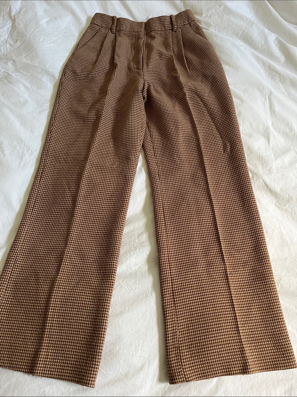 Favorite Daughter The Favorite Pant in Toffee Houndstooth pleated office pant